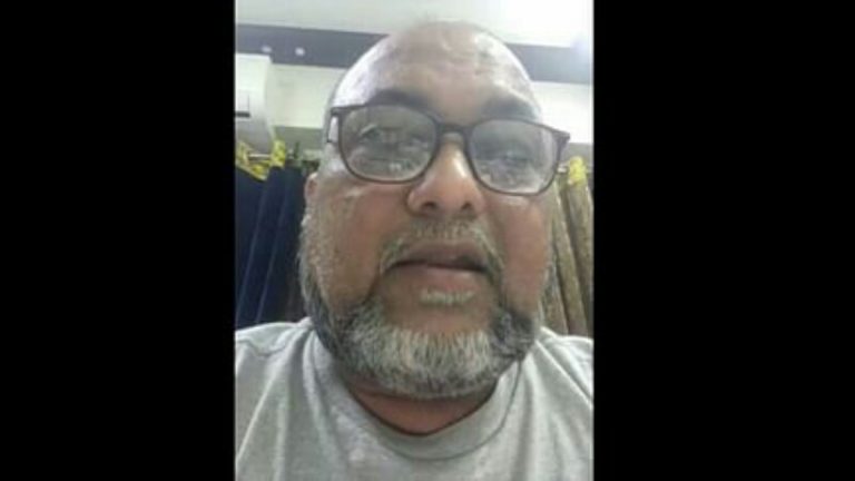 ফেসবুক লাইভে এসে আত্মহত্যা করলেন চিত্রনায়ক রিয়াজের শ্বশুর