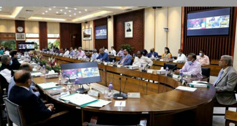 নিরপেক্ষভাবে কাজ করার সুযোগ না পেলে পদত্যাগ করার আহ্বান