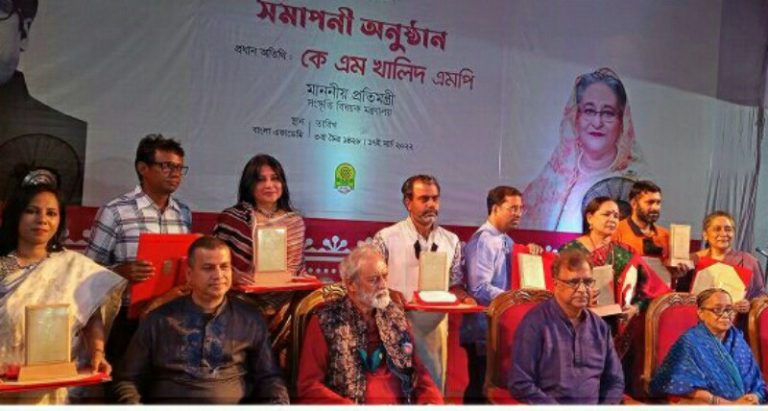 এবারের বইমেলায় ৫২ কোটি ৫০ লাখ টাকার বই বিক্রি