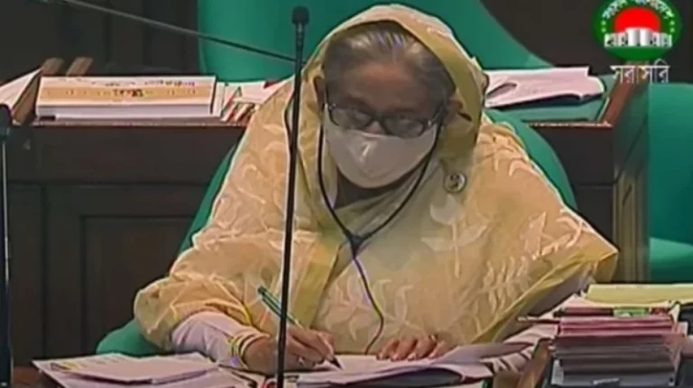 “জুনে নয়, ডিসেম্বরে পদ্মা সেতু চলাচলের জন্য উন্মুক্ত করে দেওয়া হবে”-প্রধানমন্ত্রী