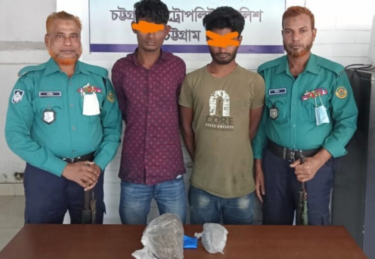 সদরঘাট থানা পুলিশের অভিযানঃ মাদকসহ ৬ জন আসামি গ্রেফতার