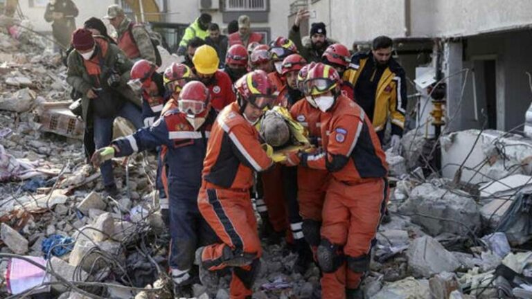 তুরস্ক-সিরিয়ায় ভূমিকম্প, ১৩ দিন পর শিশুসহ তিনজন জীবিত উদ্ধার