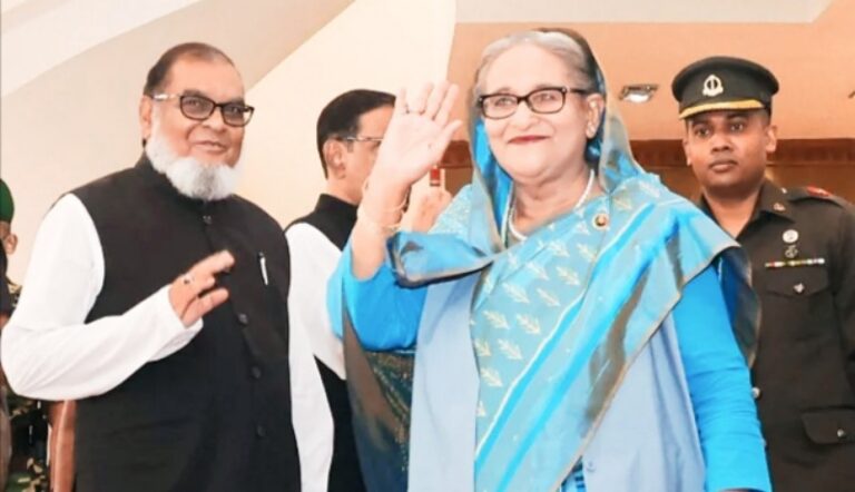 কাতার পৌঁছেছেন প্রধানমন্ত্রী শেখ হাসিনা