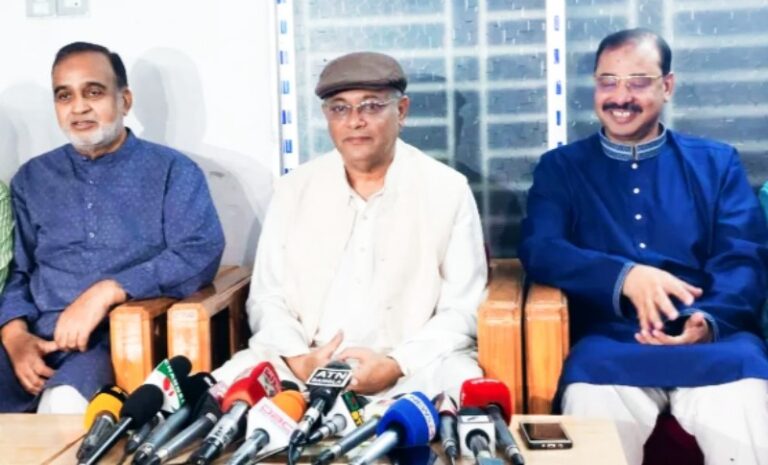 “দেশকে এগিয়ে নিয়ে যাবার ক্ষেত্রে গণমাধ্যম ও সাংবাদিকরা ভূমিকা রাখে”-তথ্যমন্ত্রী