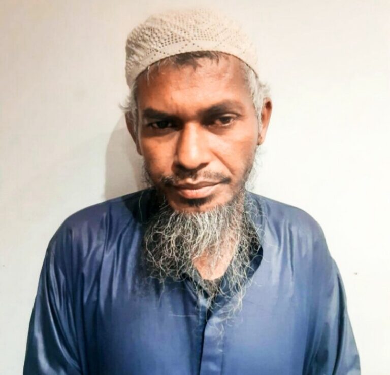 চান্দগাঁওয়ে শিশু শিক্ষার্থীকে ধর্ষণের অভিযোগে মাদ্রাসার শিক্ষক গ্রেফতার