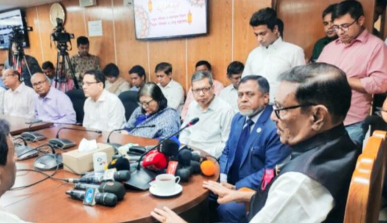 “এবারের ঈদযাত্রা ছিল ঝামেলামুক্ত”-ওবায়দুল কাদের