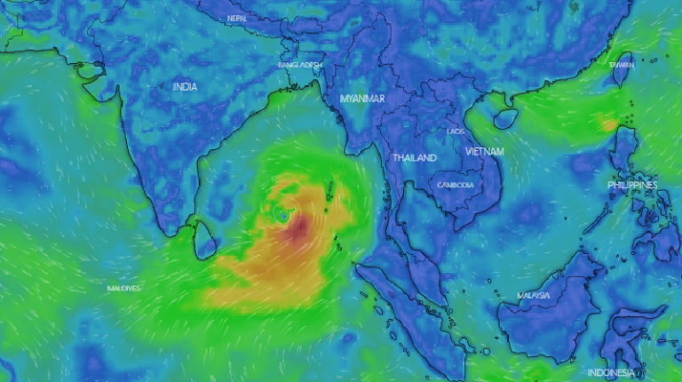 ঘূর্ণিঝড় মোখা: ৮ নম্বর মহাবিপদ সংকেত