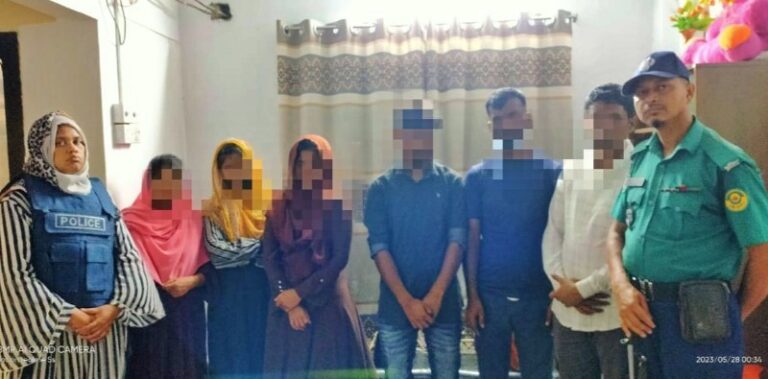 দক্ষিন পতেঙ্গা ডায়মন্ড হোটেল হতে ৬ জন পতিতা-খদ্দর গ্রেপ্তার