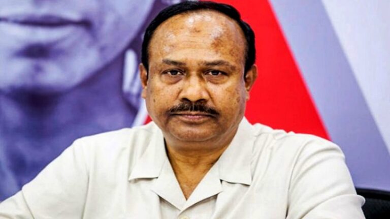 “বাণিজ্যমন্ত্রী দাম কমাবেন বললেই পরদিনই বেড়ে যায়”- মুজিবুল হক চুন্নু