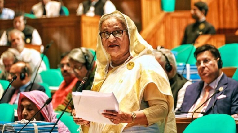 “মূল বেতনের ৫% বিশেষ প্রণোদনা পাবেন সরকারি চাকরিজীবীরা”-প্রধানমন্ত্রী