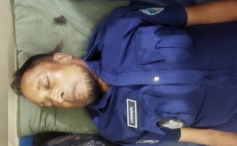 কর্তব্যরত অবস্থায় মৃত্যুর কোলে ঢলে পড়লেন পুলিশ কনস্টেবল বোরহান