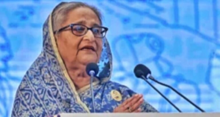 “দেশের অর্থনীতিকে আরও শক্তিশালী করুন, আমরা আপনাদের পাশে আছি”- প্রধানমন্ত্রী