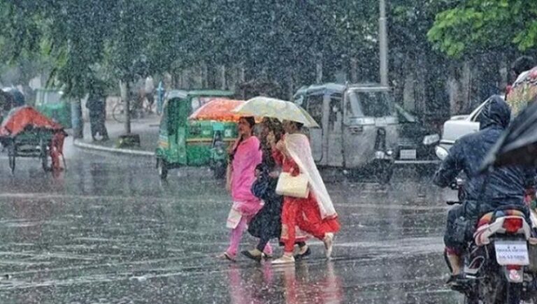 দেশের ৪ বিভাগে ভারী বর্ষণের আভাস
