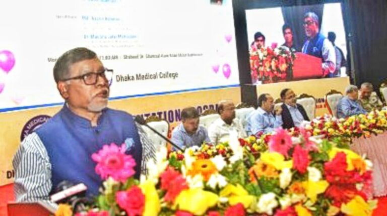 মেডিক্যালে লেখাপড়া করে কেন প্রশাসনে বা পুলিশে?