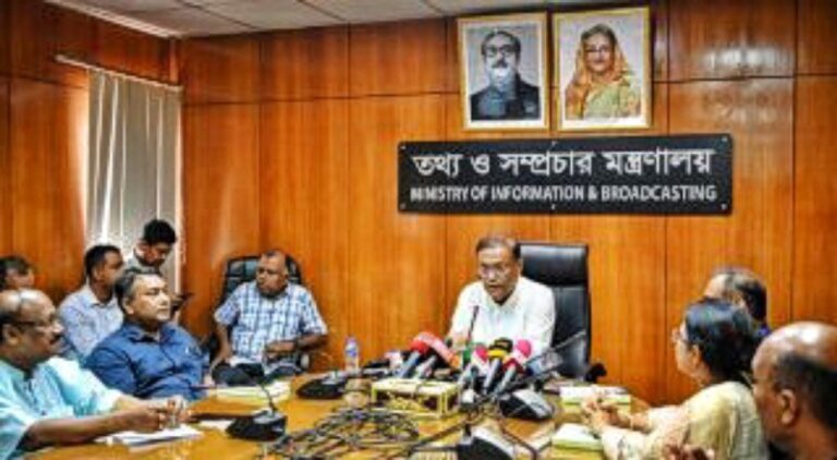 “দেশে কোনও সংকট নেই, বিএনপি সংকট তৈরির চেষ্টা করছে কিন্তু পারেনি”-তথ্যমন্ত্রী