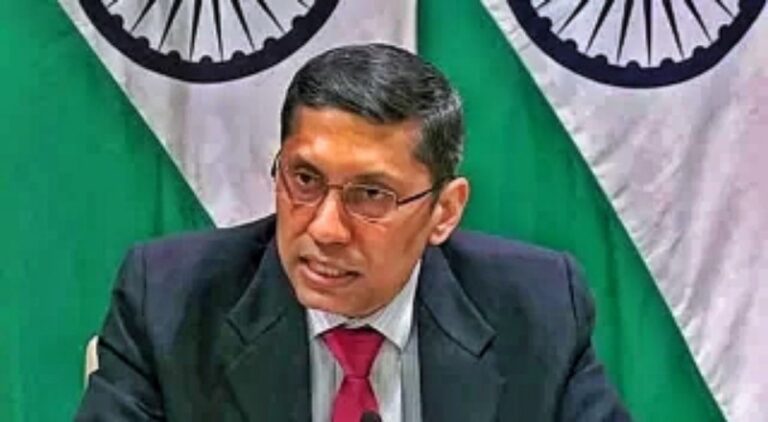 বাংলাদেশে নির্ধারিত সময়ে ভোট হোক এমনটাই চায় ভারত’