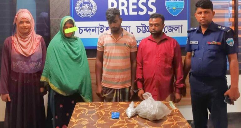 চন্দনাইশ থানা পুলিশের অভিযান: ২শ’ পিস ইয়াবাসহ সাজা-পরোয়ানাভুক্ত ১৮ আসামী গ্রেপ্তার