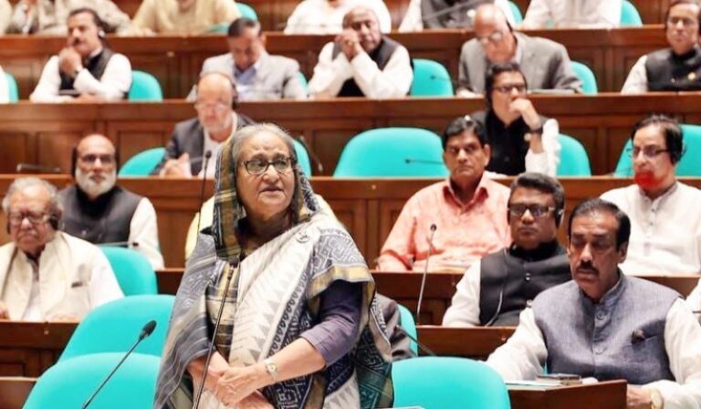 সংসদ সদস্যদের জনগণের কল্যাণে জীবন উৎসর্গ করার আহ্বান প্রধানমন্ত্রীর