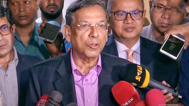 “খালেদা জিয়াকে বিদেশে নেওয়ার আবেদন গ্রহণের সুযোগ নেই”-আইনমন্ত্রী