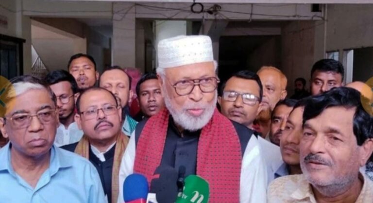 “শেখ হাসিনার অধীনেই নির্বাচন হবে”-কাদের সিদ্দিকী