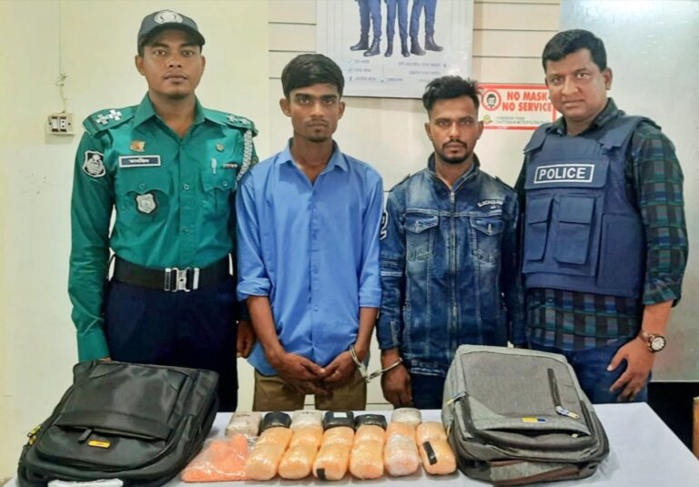 চট্টগ্রামের আকবরশাহ’য় ৪০ হাজার ইয়াবাসহ দুই কারবারি গ্রেপ্তার