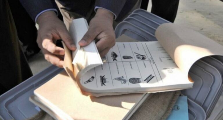 “ভোটকেন্দ্রে ব্যালট পেপার যাবে নির্বাচনের দিন সকালে”-ইসি