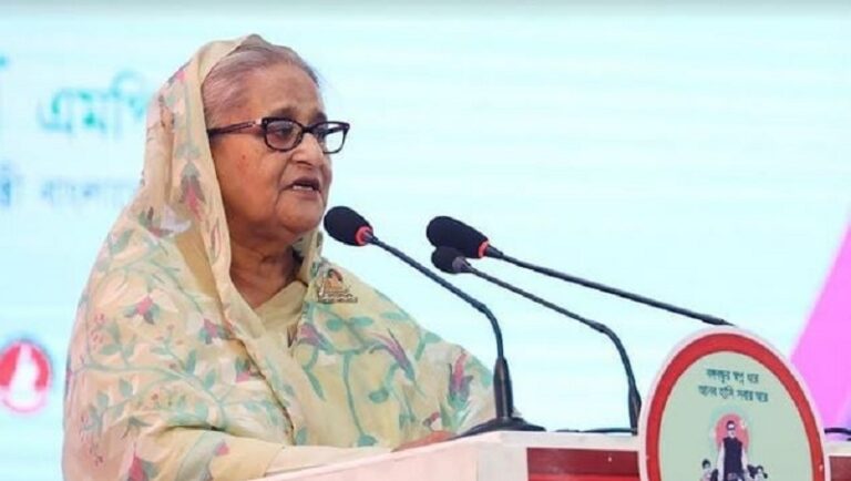 শিক্ষার নামে শিশুদের ওপর অতিরিক্ত চাপ না দিতে আহ্বান প্রধানমন্ত্রীর