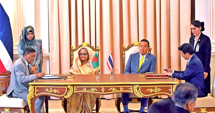 চিকিৎসা খাতে থাই বিনিয়োগ চেয়েছেন প্রধানমন্ত্রী শেখ হাসিনা