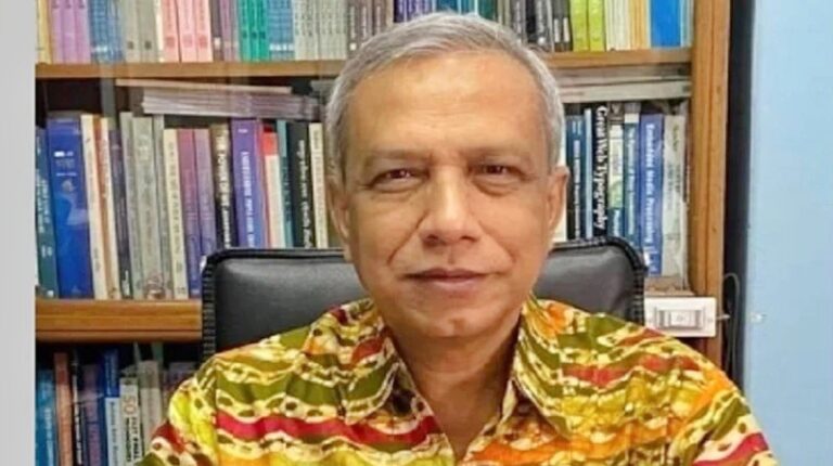 প্রধানমন্ত্রীর প্রেস সচিব হলেন নাঈমুল ইসলাম খান