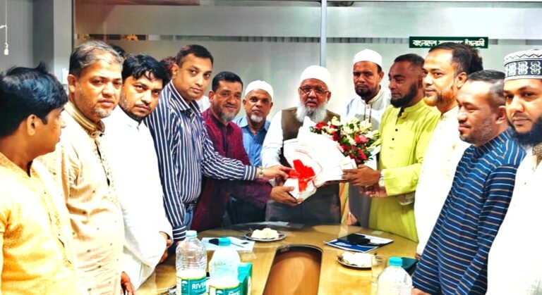 চট্টগ্রামের জামায়াত ইসলামীর সঙ্গে টেরিবাজার ব্যবসায়ী সমিতি নেতাদের সাক্ষাৎ