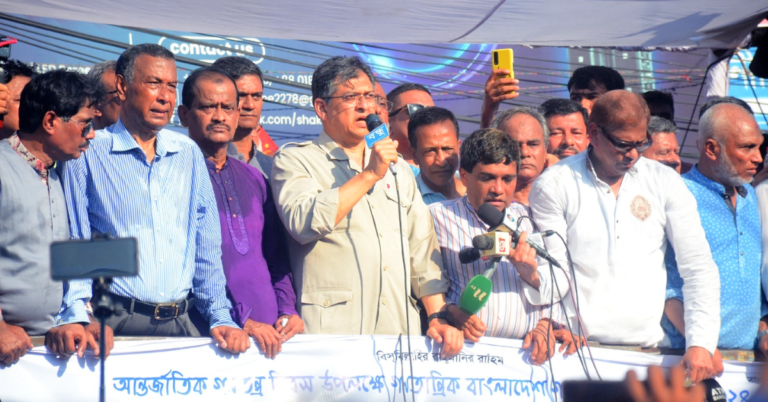 “গণহত্যাকারীদের কোনো রাজনীতি চলবে না”-সালাউদ্দীন আহমেদ