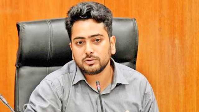 “বাংলাদেশের সংখ্যালঘুদের নিয়ে ভারতের উদ্বিগ্ন হওয়ার কিছু নেই”-বিবিসি হিন্দিকে তথ্য উপদেষ্টা নাহিদ ইসলাম