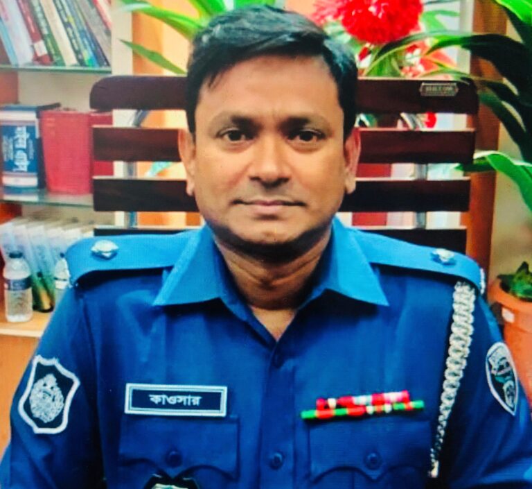 আড়াই মাসের মাথায় হাটহাজারী থানার ওসি প্রত্যাহার, নতুন ওসি কাওসার হোসেন