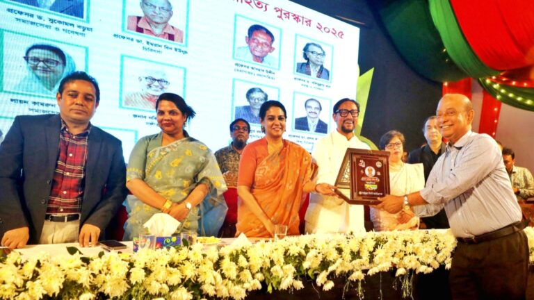 সাংবাদিক জাহিদুল করিম কচিসহ ১৪ গুণীজন পেলেন একুশে পদক