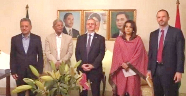 “ডিসেম্বরের মধ্যে নির্বাচন হলে দেশ সঠিক পথে থাকবে”- আমীর খসরু