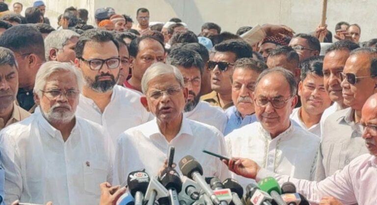 “নির্বাচন নিয়ে প্রধান উপদেষ্টার বক্তব্য অস্পষ্ট”-মির্জা ফখরুল