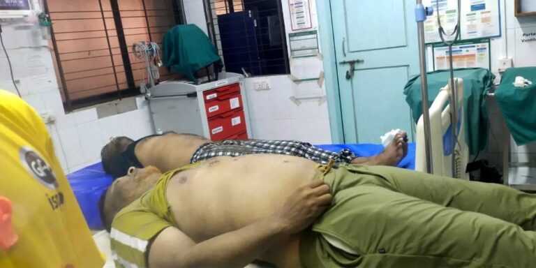 কক্সবাজার সমুদ্র সৈকতে গোসলে নেমে প্রাণ হারালেন বাবা-ছেলে