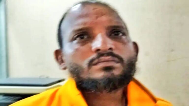 আনোয়ারা থানার ওসির নাম ভাঙিয়ে ফ্রিজ, স্মার্ট টিভি ও সিলিং ফ্যান হাতিয়ে নেওয়া প্রতারক সুমন গ্রেপ্তার