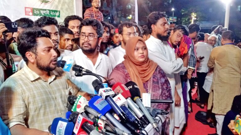 “নাসিরুদ্দিন পাটোয়ারী সত্য উন্মোচন করেছেন, বাধা দিয়ে থামানো যাবে না”-নাহিদ ইসলাম