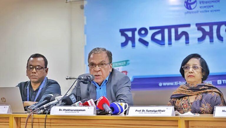 “এনসিপি ‘কিংস পার্টি’, তাদের দুজন সরকারে”-টিআইবির নির্বাহী পরিচালক
