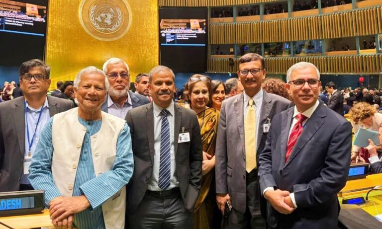 জাতিসংঘে প্রধান উপদেষ্টার সফরে ১০৪ জন, সফরসঙ্গীর বড় তালিকা নিয়ে প্রশ্ন