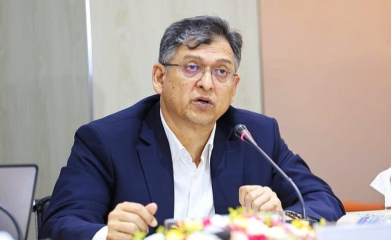 “প্রধান উপদেষ্টা নিজের সই করা জুলাই জাতীয় সনদ লঙ্ঘন করেছেন”-সালাহউদ্দিন আহমদ