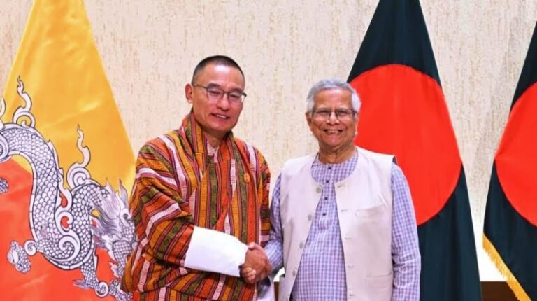 “সব প্রতিবেশী দেশের সঙ্গে ভবিষ্যতের ভিত্তি গড়ে তোলা সরকারের অগ্রাধিকার”-প্রধান উপদেষ্টা