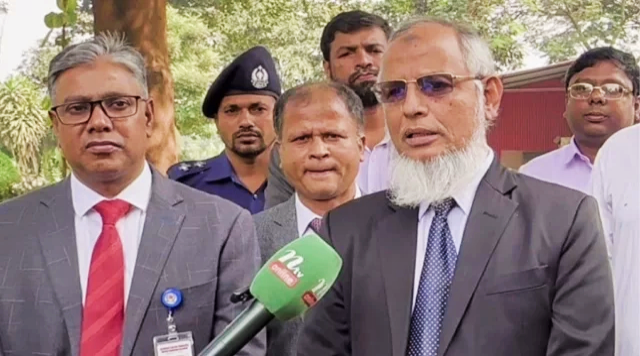 “৮-১৪ ফেব্রুয়ারির মধ্যে হবে নির্বাচন ও গণভোট”-ইসি আনোয়ারুল