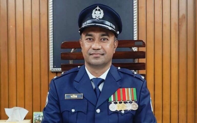কক্সবাজারের রামু থানার নতুন ওসি মনিরুল ইসলাম ভূঁইয়া 