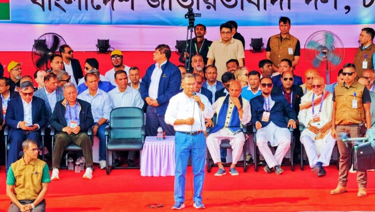 “বিএনপি ক্ষমতায় গেলে দুর্নীতির টুঁটি চেপে ধরা হবে”-তারেক রহমান