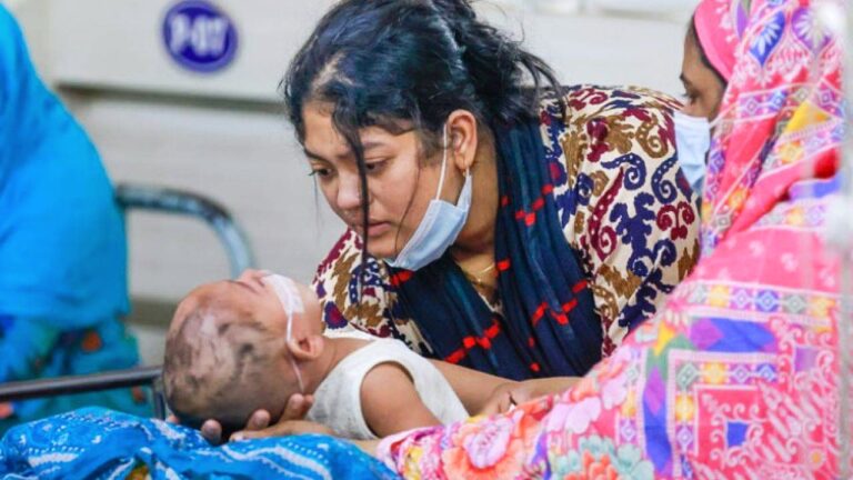 হাম ও হামের উপসর্গে ২৪ ঘণ্টায় ১২ শিশুর মৃত্যু, ২ মাসে মৃত্যু ছাড়াল ৪৫১ জনে