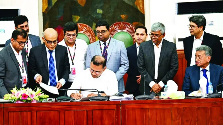 ৯ লাখ ৩৮ হাজার কোটি টাকার প্রস্তাবিত বাজেট মন্ত্রিসভায় অনুমোদন