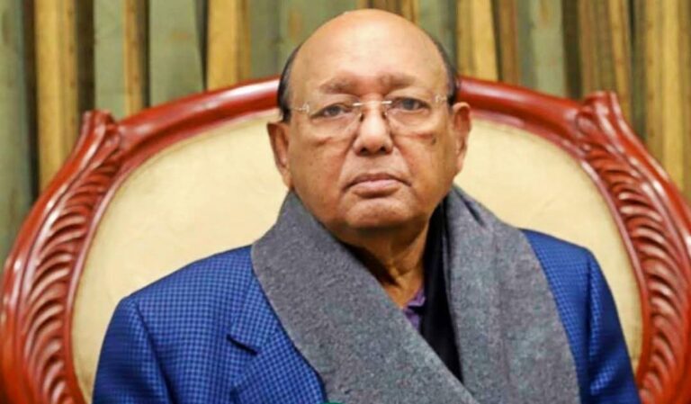 আওয়ামী লীগের বর্ষীয়ান নেতা তোফায়েল আহমেদ মারা গেছেন