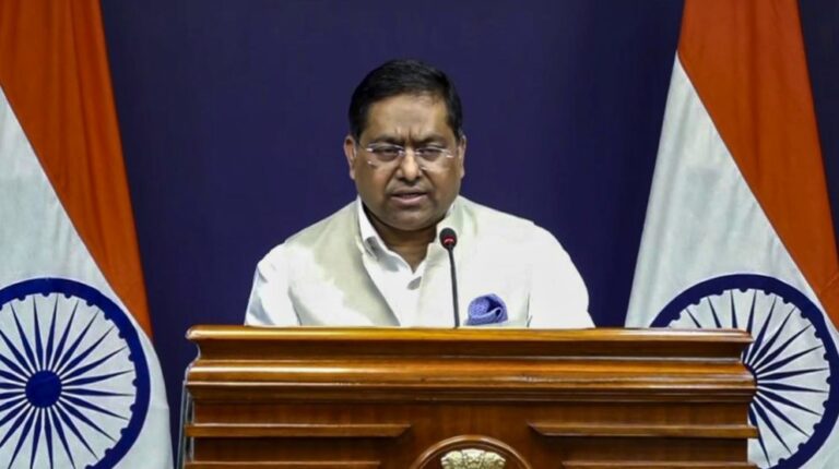 অবৈধ বাংলাদেশিদের ফেরত পাঠাতে ব্যবস্থা নিচ্ছে ভারত